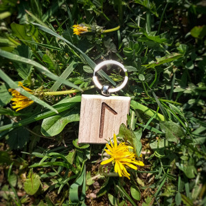 БРЕЛОК ДЕРЕВ'ЯНИЙ КВАДРАТНИЙ РУНА ЛАГУЗ (KEYRING WOODEN SQUARE RUNE LAGUZ)